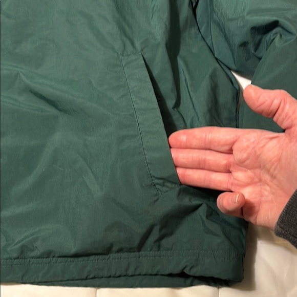 University of Florida Gators Green Pullover V-Neck Jacket - Picture 7 of 11